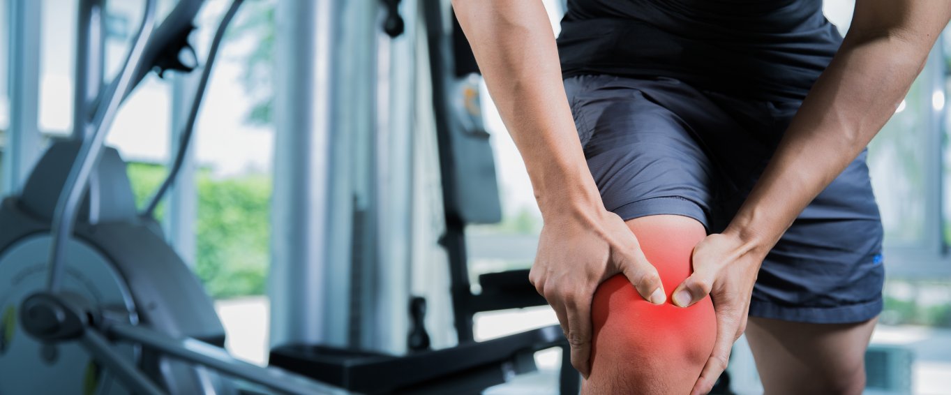 Man with knee doms Man with knee doms
